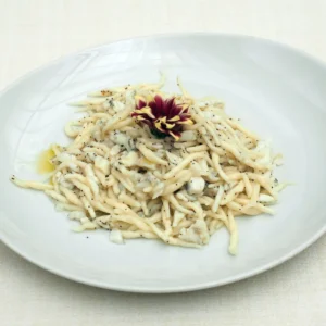 Trofie al rombo e semi di papavero